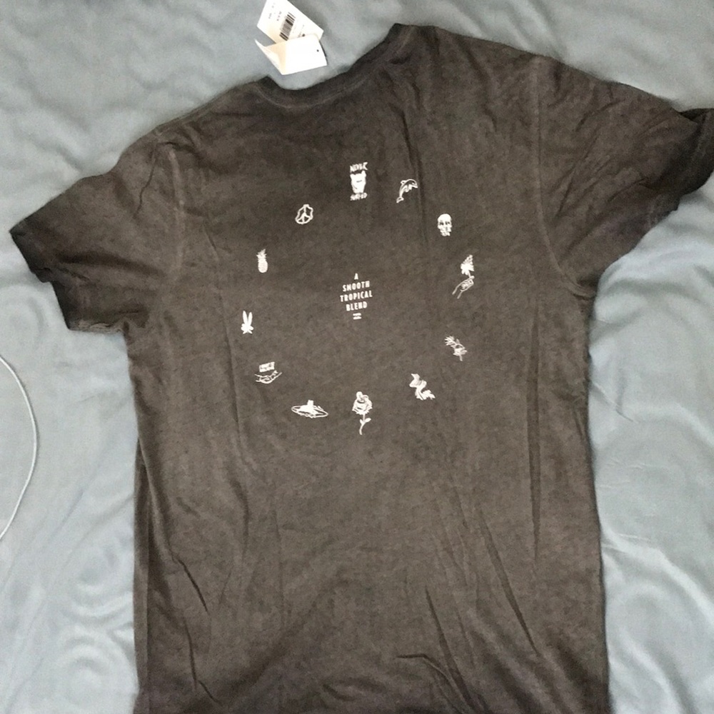Billabong waved wash L T-shirt.